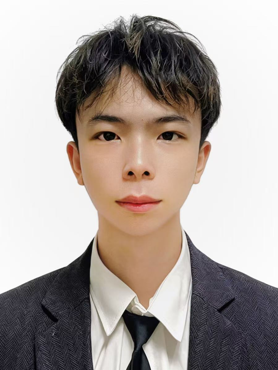 谭国照证件照